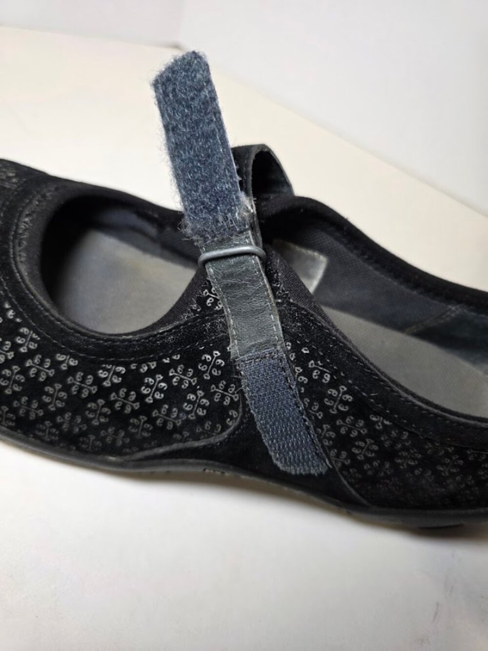 Merrell Circuit Mary Jane Black Print Suede Flats 9.5 - Picture 5 of 9